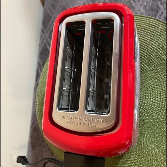 Disney Mickey Mouse 2 slice toaster DCM-21 NWT - Picture 3 of 13